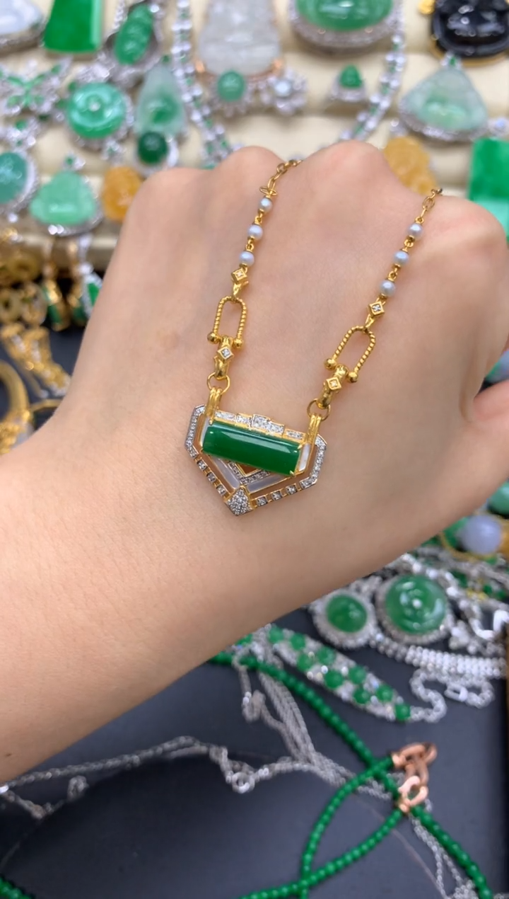 【闪购商品】翡翠颈饰18K金镶嵌424-中国好珍宝