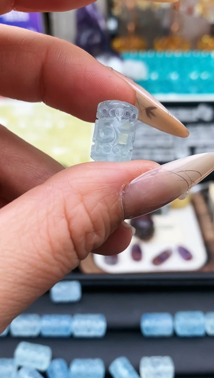 【闪购商品】海蓝宝石颈饰未镶嵌92a多样性发其一/1.22/1个