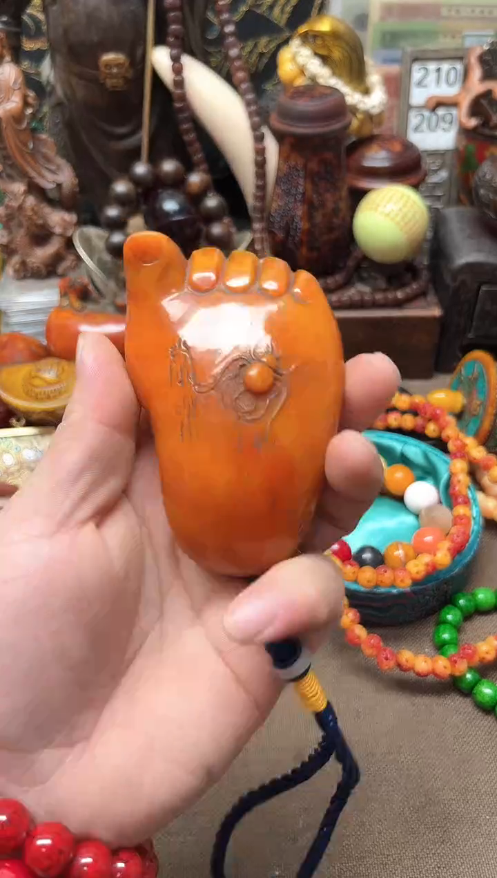 【闪购商品】未镶嵌琥珀裸石直播精品好物推荐