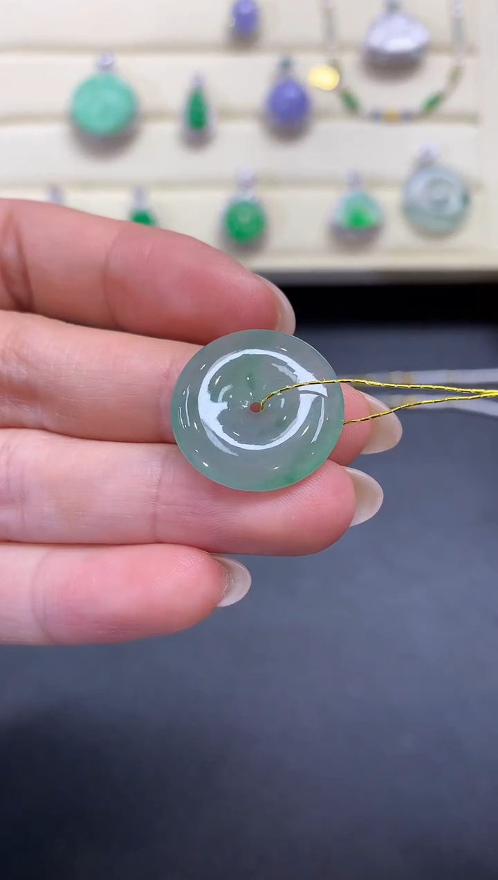 【闪购商品】翡翠颈饰未镶嵌Q924    