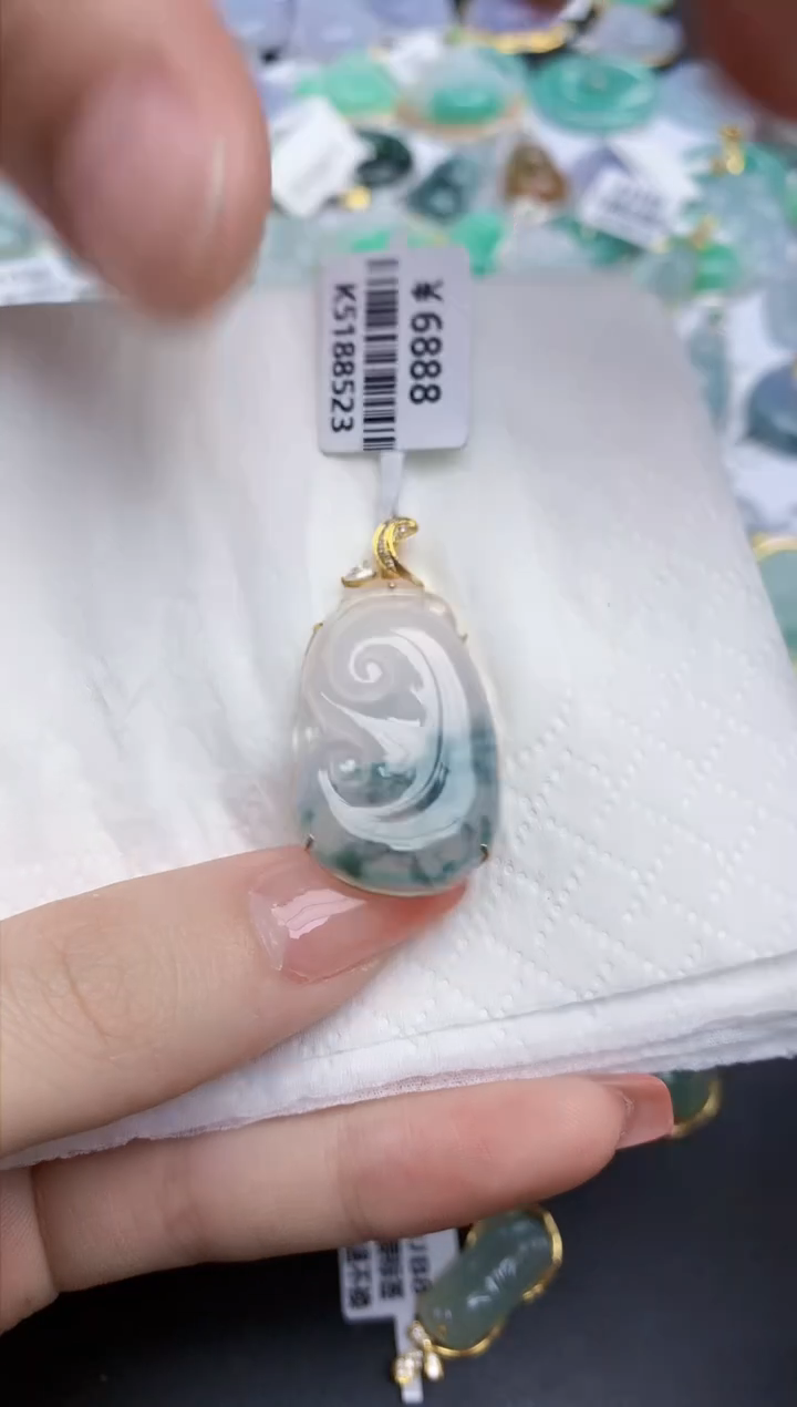 【闪购商品】翡翠颈饰18K金镶嵌天然缅甸翡翠A货