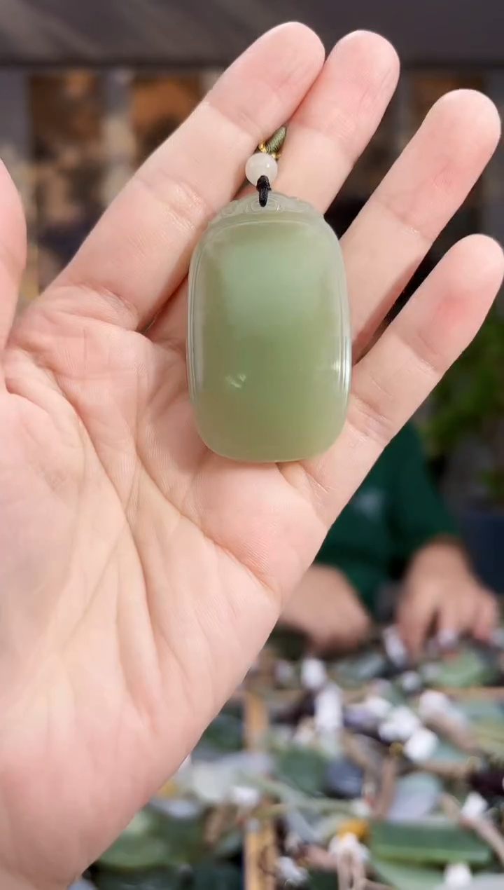 未镶嵌和田玉挂件拍一发一