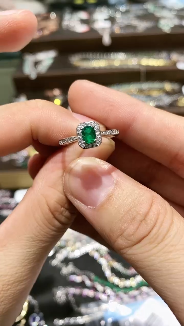 【闪购商品】祖母绿戒指银S925镶嵌戒指