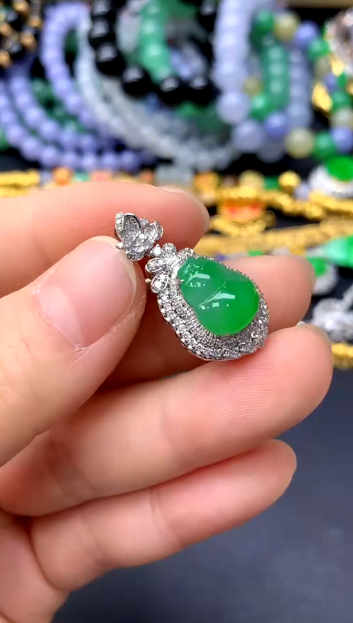 颈饰18K金镶嵌翡翠498-中国好珍宝