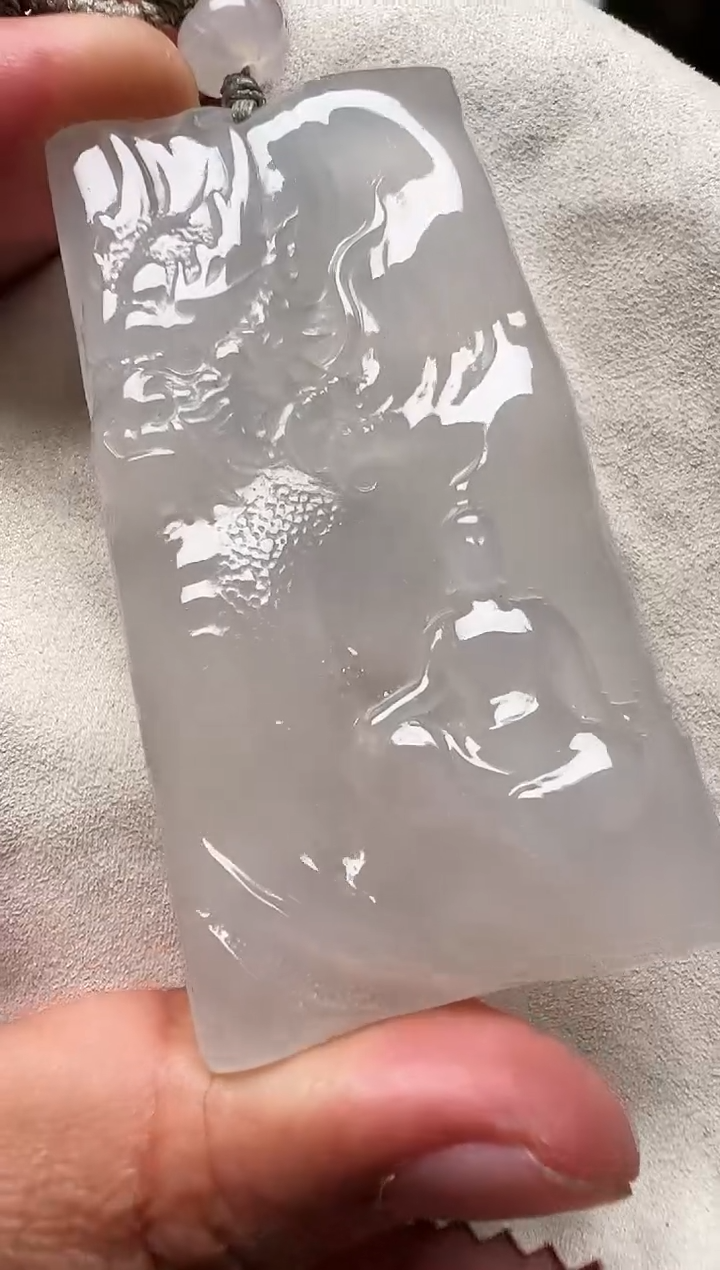 【闪购商品】翡翠颈饰未镶嵌翡翠颈饰