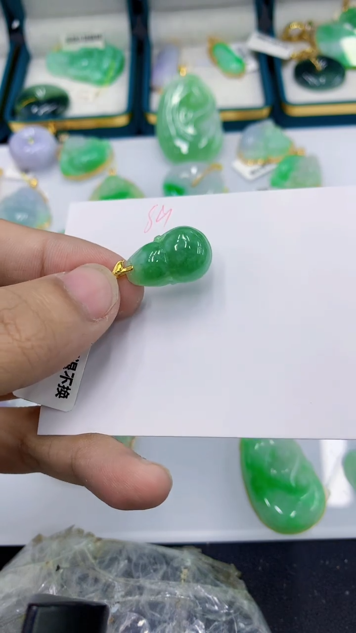 颈饰未镶嵌翡翠1111111