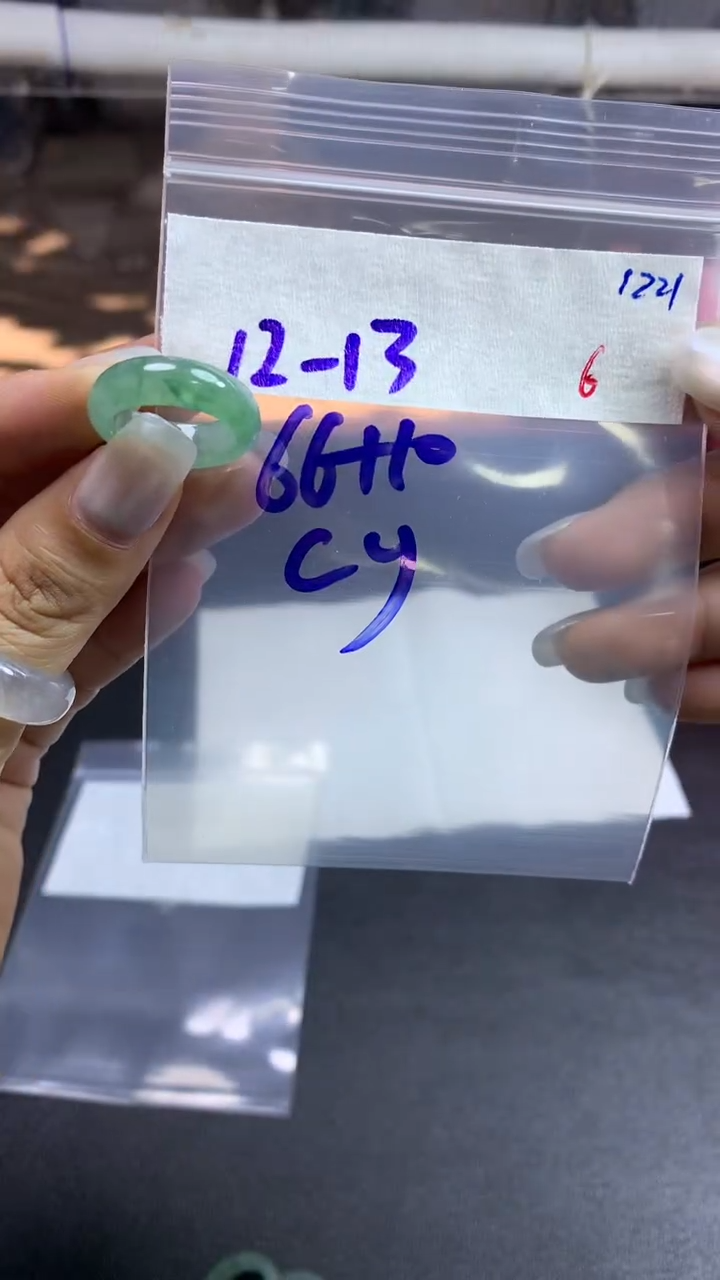 未镶嵌定制翡翠C****s毛货需精细抛光拍一发一