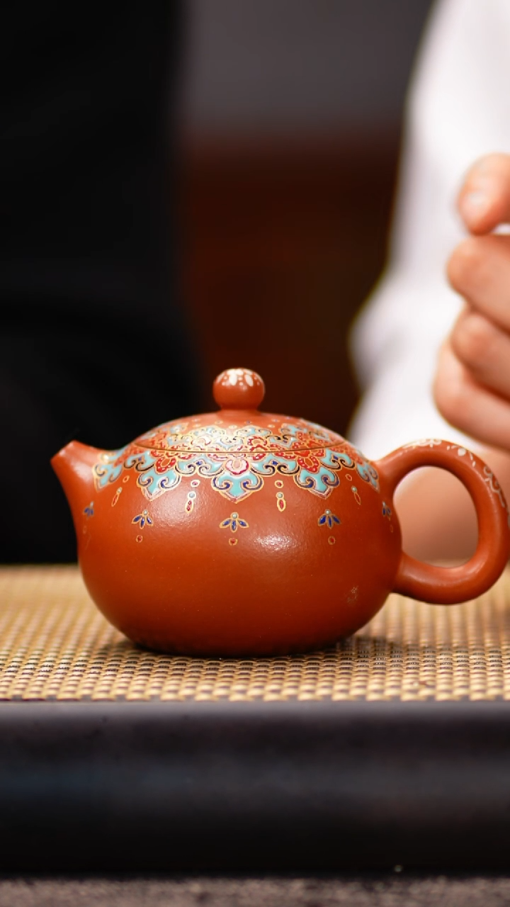 YHY108朱泥珐琅蓝西施