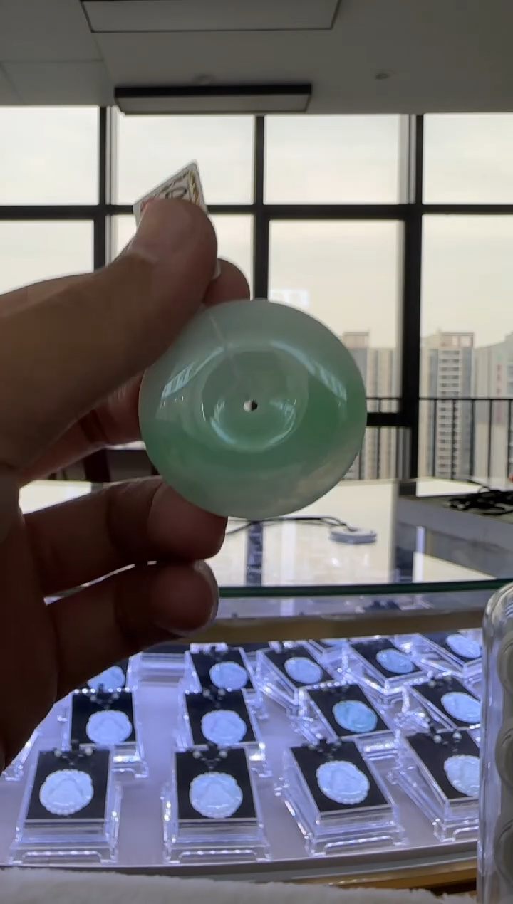 【闪购商品】翡翠未镶嵌颈饰天然翡翠A货孤品一件