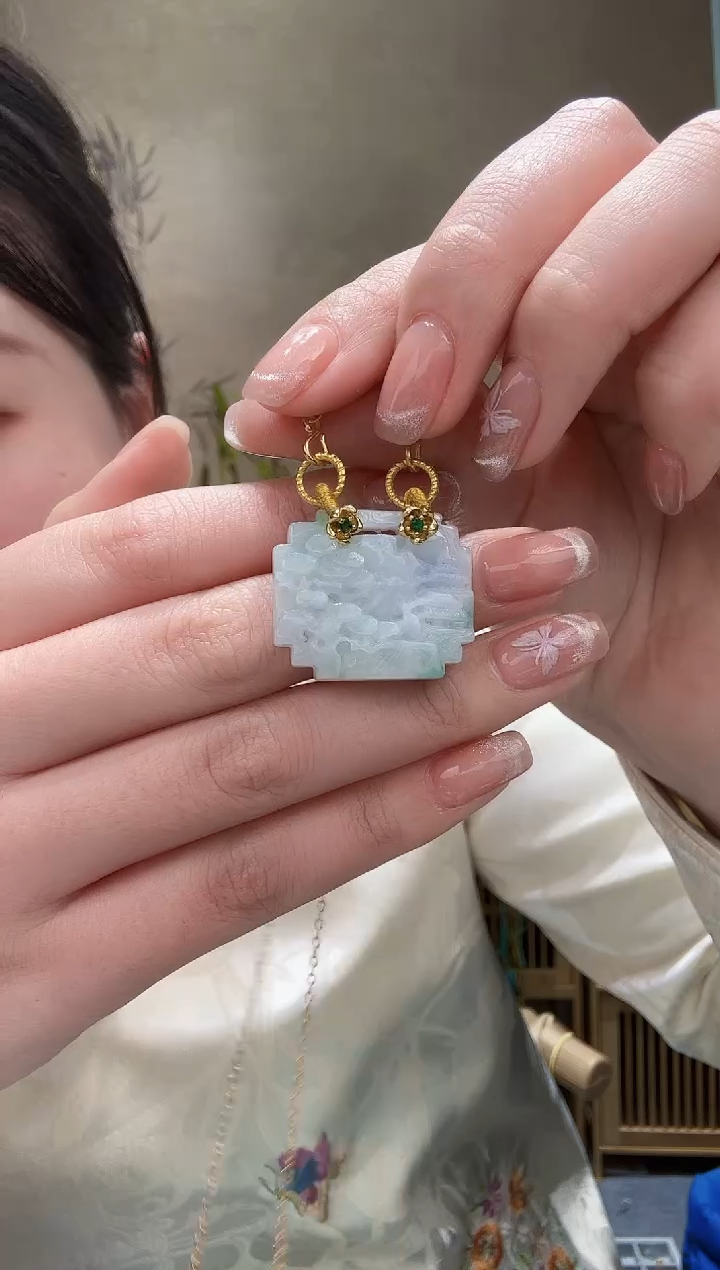 【闪购商品】翡翠颈饰未镶嵌吊坠