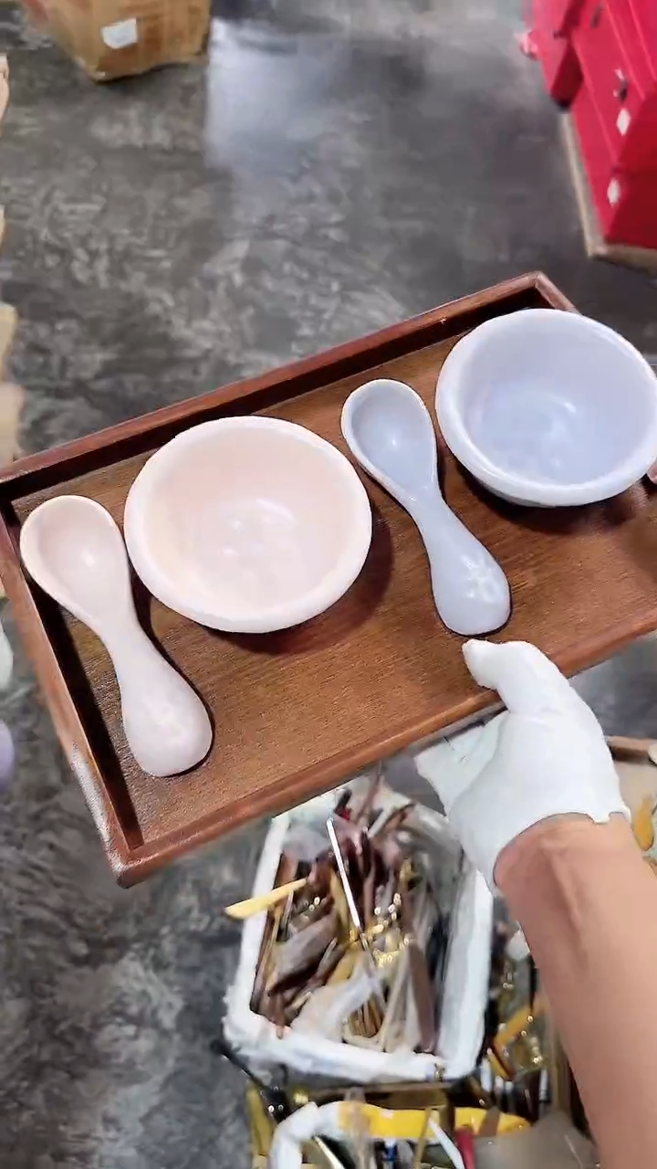 碗4件套 米饭碗和勺子 微瑕凑满20元包邮