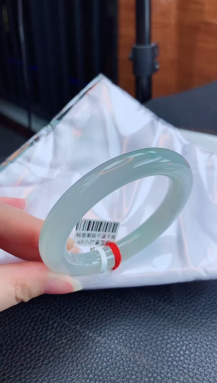 【闪购商品】翡翠手镯未镶嵌缅甸天然翡翠A货手镯