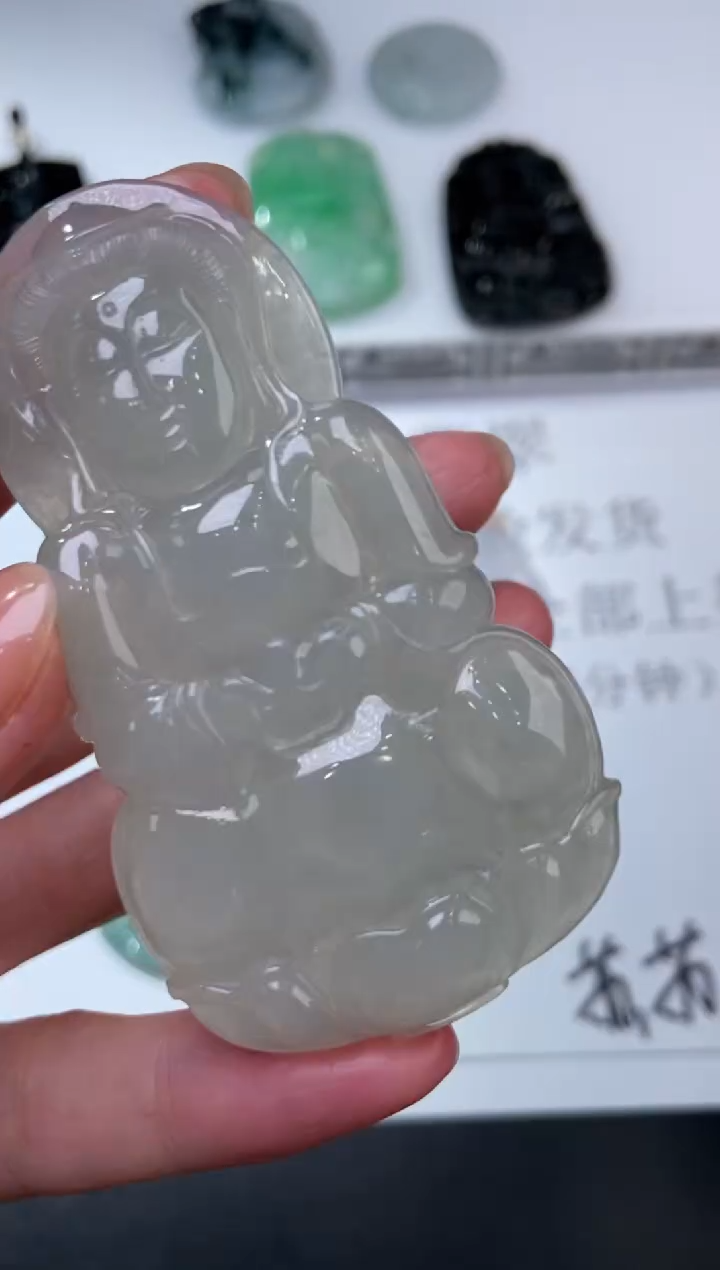 未镶嵌挂件翡翠374919   多人