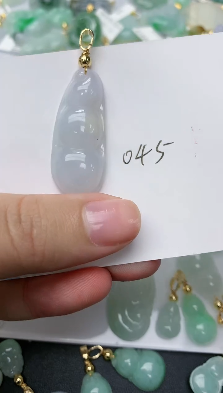 【闪购商品】翡翠吊坠(不含链)未镶嵌045