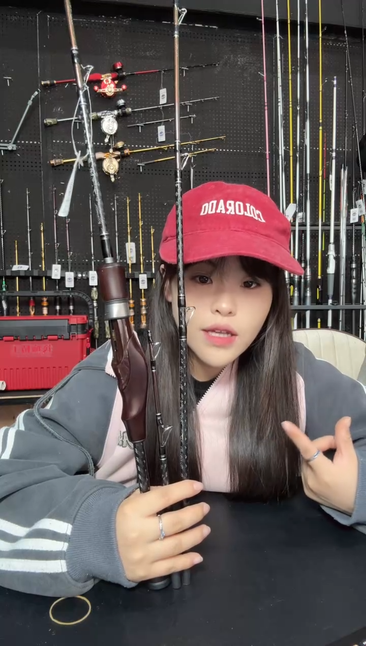 黑檀木一杆三节。