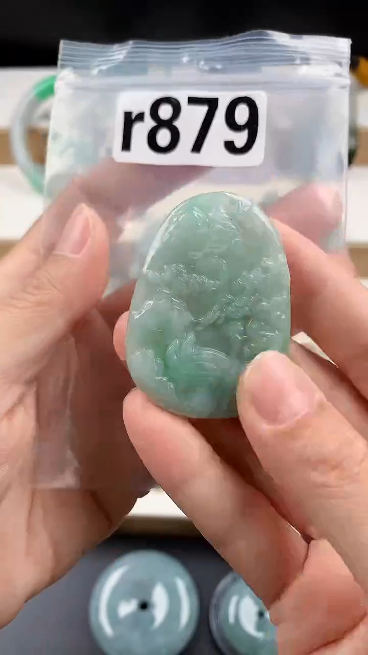 颈饰未镶嵌翡翠天然翡翠吊坠挂件