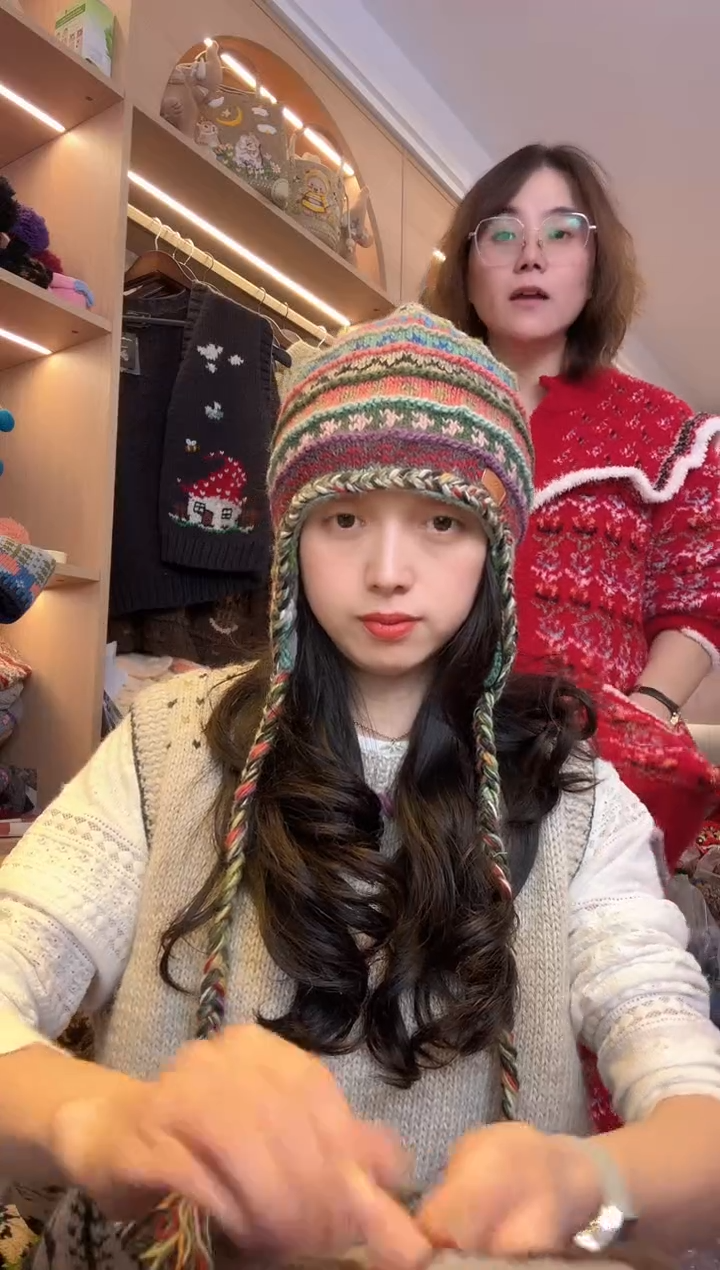 羊毛ᥫ***咪百羊毛护耳帽B610