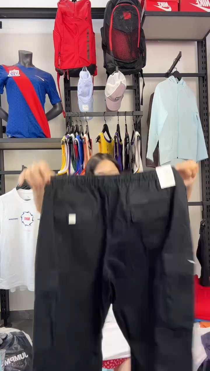 557编码 瑕疵款直播间过款为准 尺码·S160