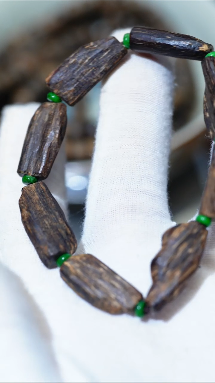 【闪购商品】沉香手串芽庄黑棋7.8g