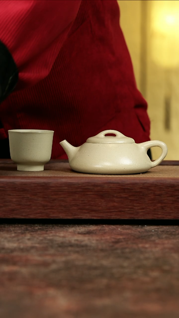 【闪购商品】紫砂茶杯梨皮本绿纳瓢