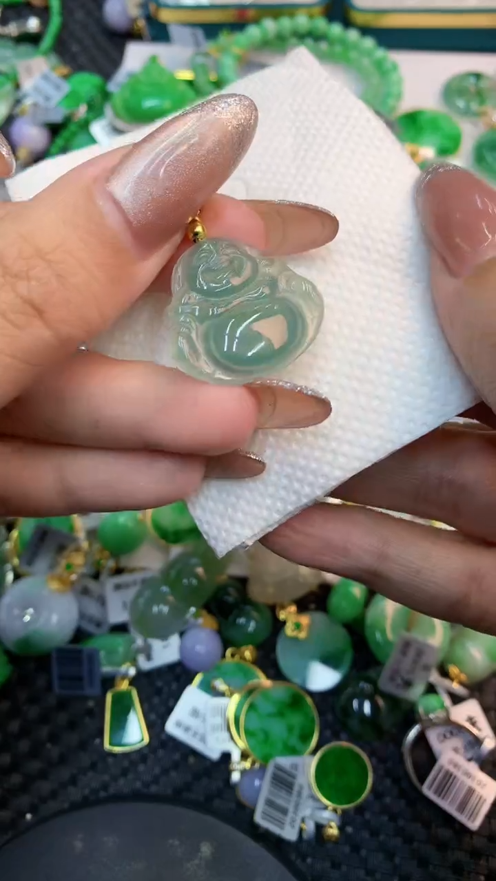 颈饰未镶嵌翡翠1