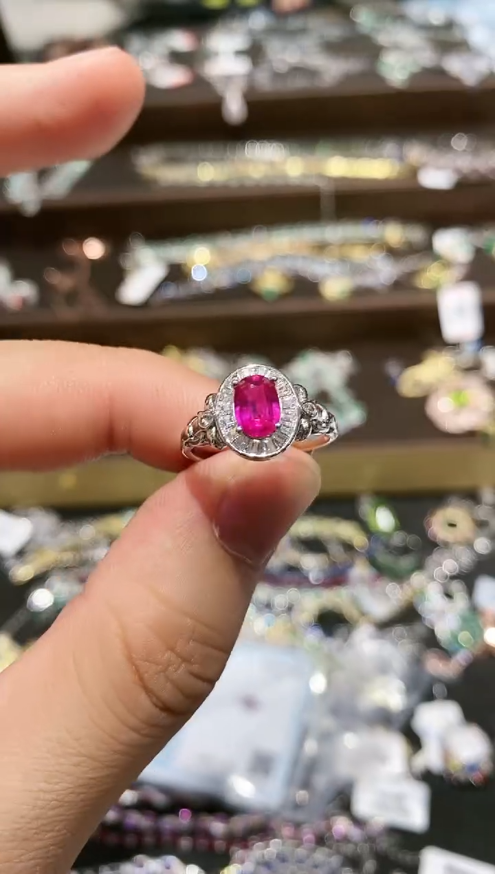 【闪购商品】红宝石戒指银S925镶嵌戒指