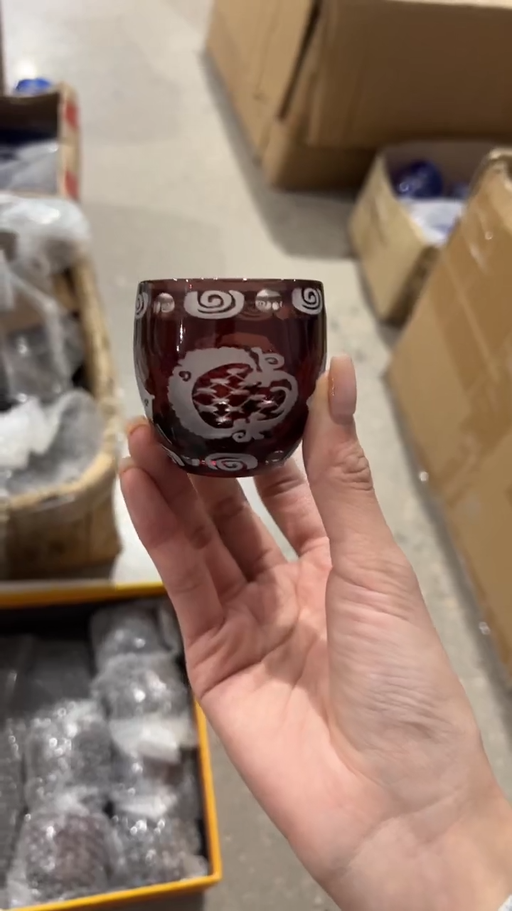 【闪购商品】如图微瑕一只如图微瑕一只