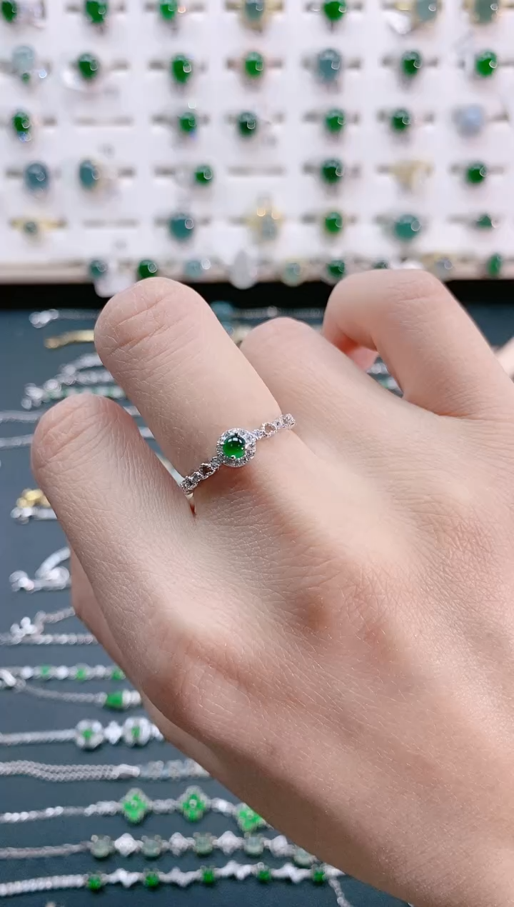【闪购商品】翡翠戒指银S925镶嵌天然翡翠