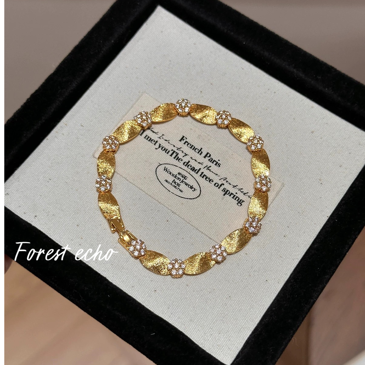  Forest Echo 中古拉丝缎带点钻花朵复古手链轻奢百搭