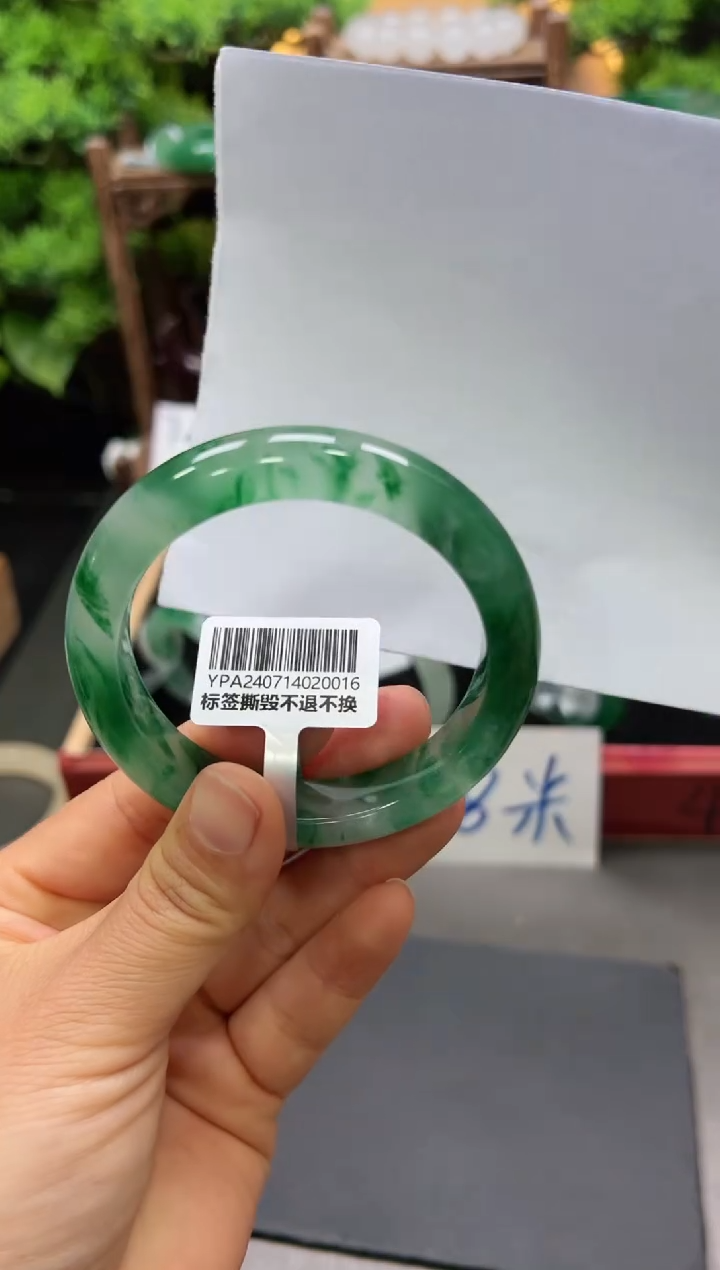 【闪购商品】石英质玉手镯未镶嵌+55+唐唐