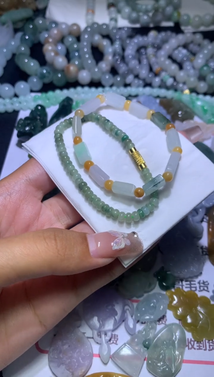 【闪购商品】翡翠挂件未镶嵌CXX000211