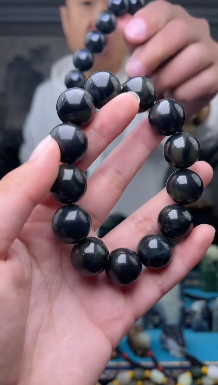 未镶嵌和田玉挂件1