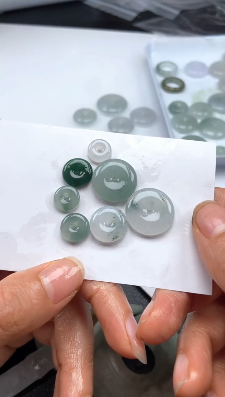 未镶嵌定制翡翠挂件