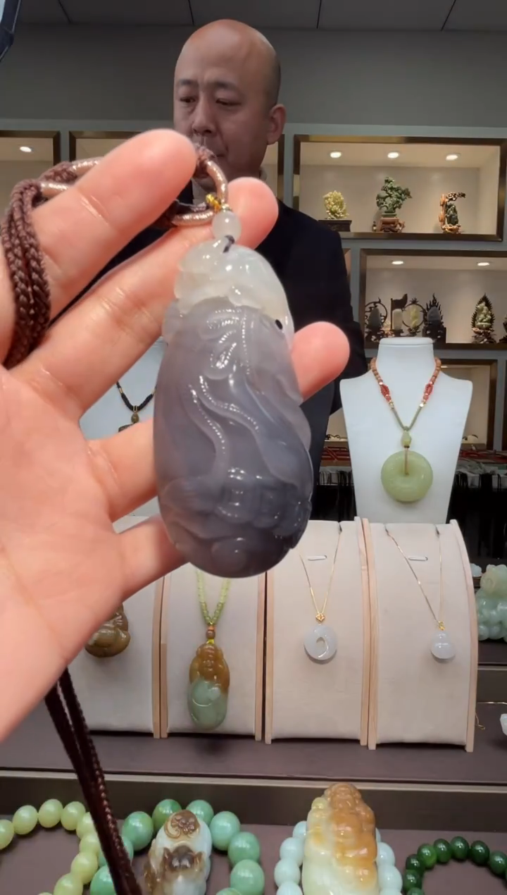 颈饰未镶嵌和田玉苏