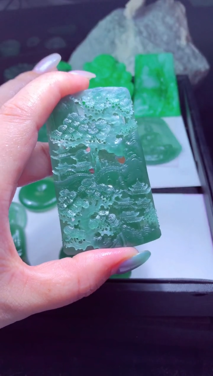 未镶嵌定制翡翠杰天然翡翠A货吊坠 官方基地发货