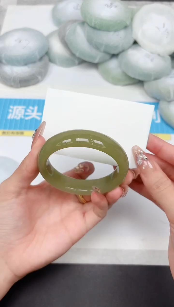 石英质玉手镯未镶嵌259-55.3