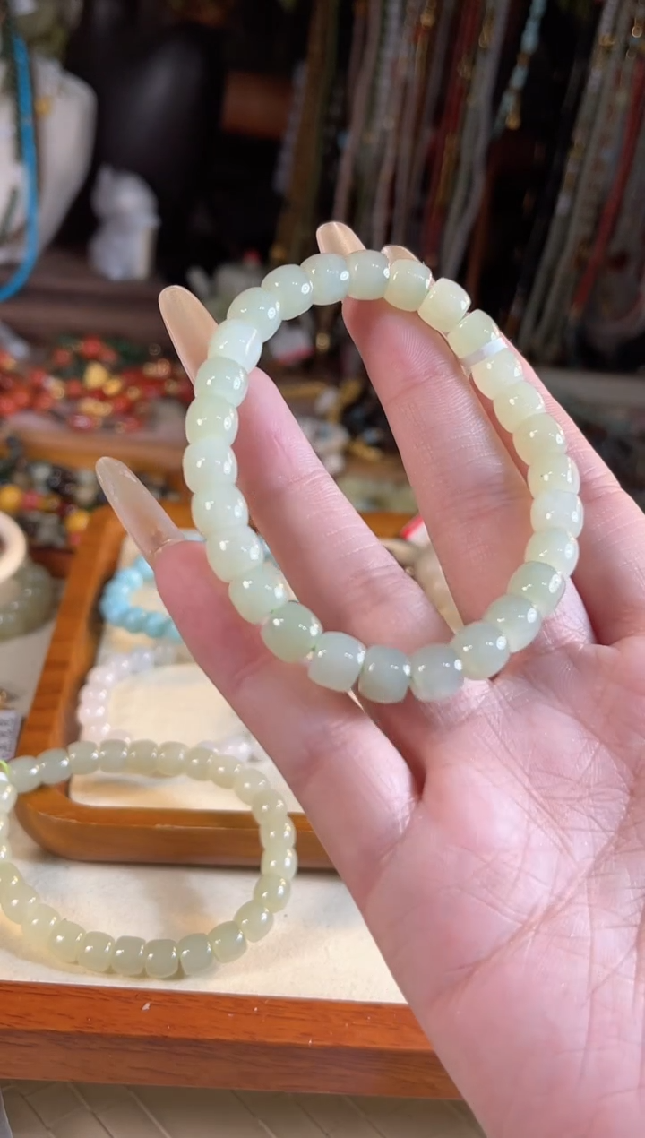 【闪购商品】和田玉手链未镶嵌多样性发货其一