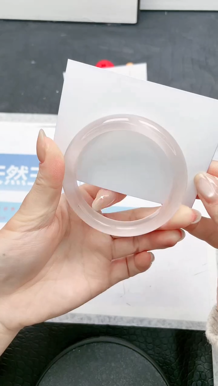 【闪购商品】石英质玉手镯未镶嵌308-56