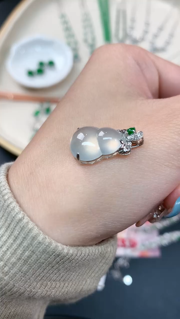 【闪购商品】翡翠吊坠(不含链)18K金镶嵌吊坠A162|1999