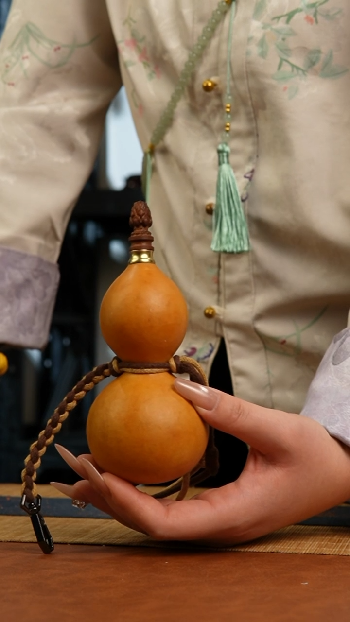 430号 天然热水酒葫芦 一物一拍（有瑕介意勿拍）