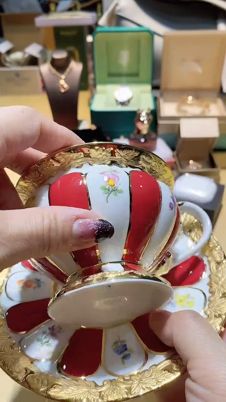 【闪购商品】瓷片锅碗瓢盆一件不剩