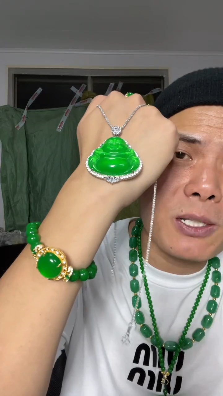 翡翠未镶嵌吊坠(赠链)【小伍珠宝】缅料镶嵌大佛公