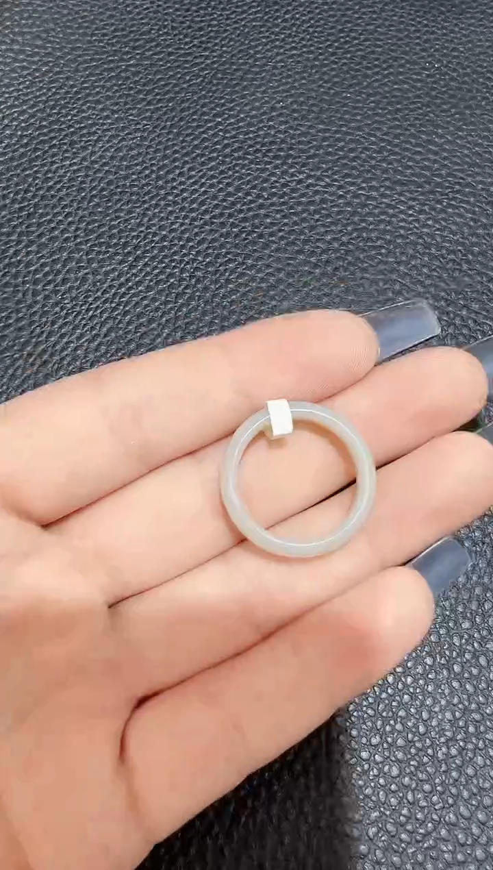 【闪购商品】和田玉戒圈未镶嵌且末料18圈口戒圈