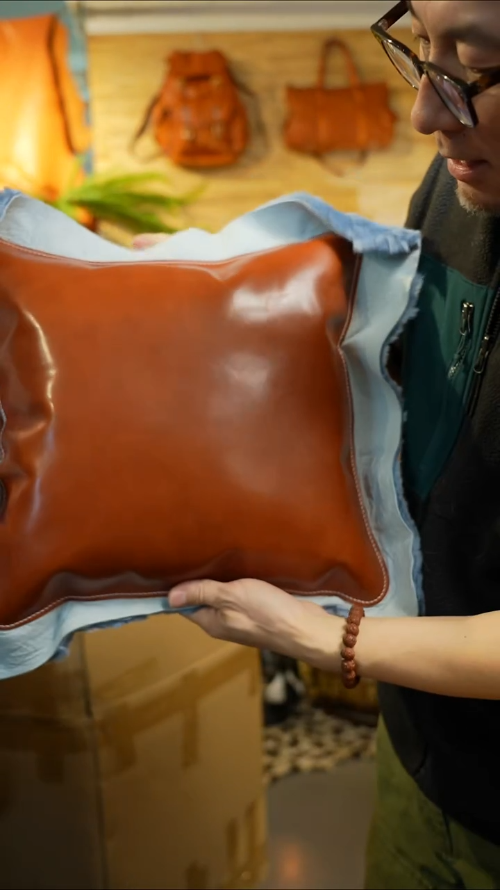 牛皮（革）真皮靠垫  44号