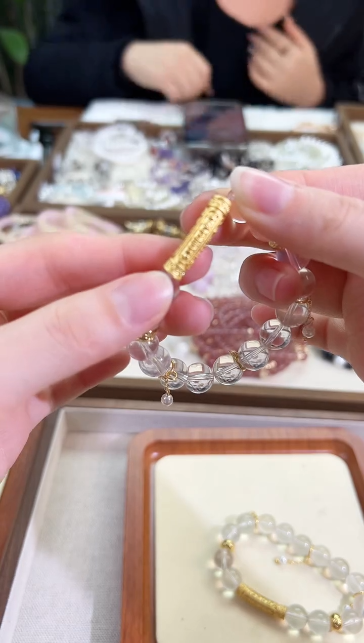 【闪购商品】水晶手链未镶嵌白水晶弯管天然默认微瑕多样性发货