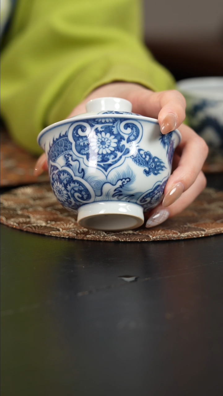【闪购商品】杯行元问古青花龙盖碗