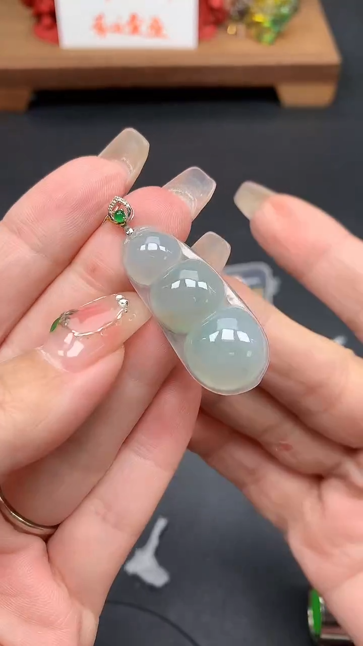 【闪购商品】翡翠吊坠(不含链)18K金镶嵌MS154878