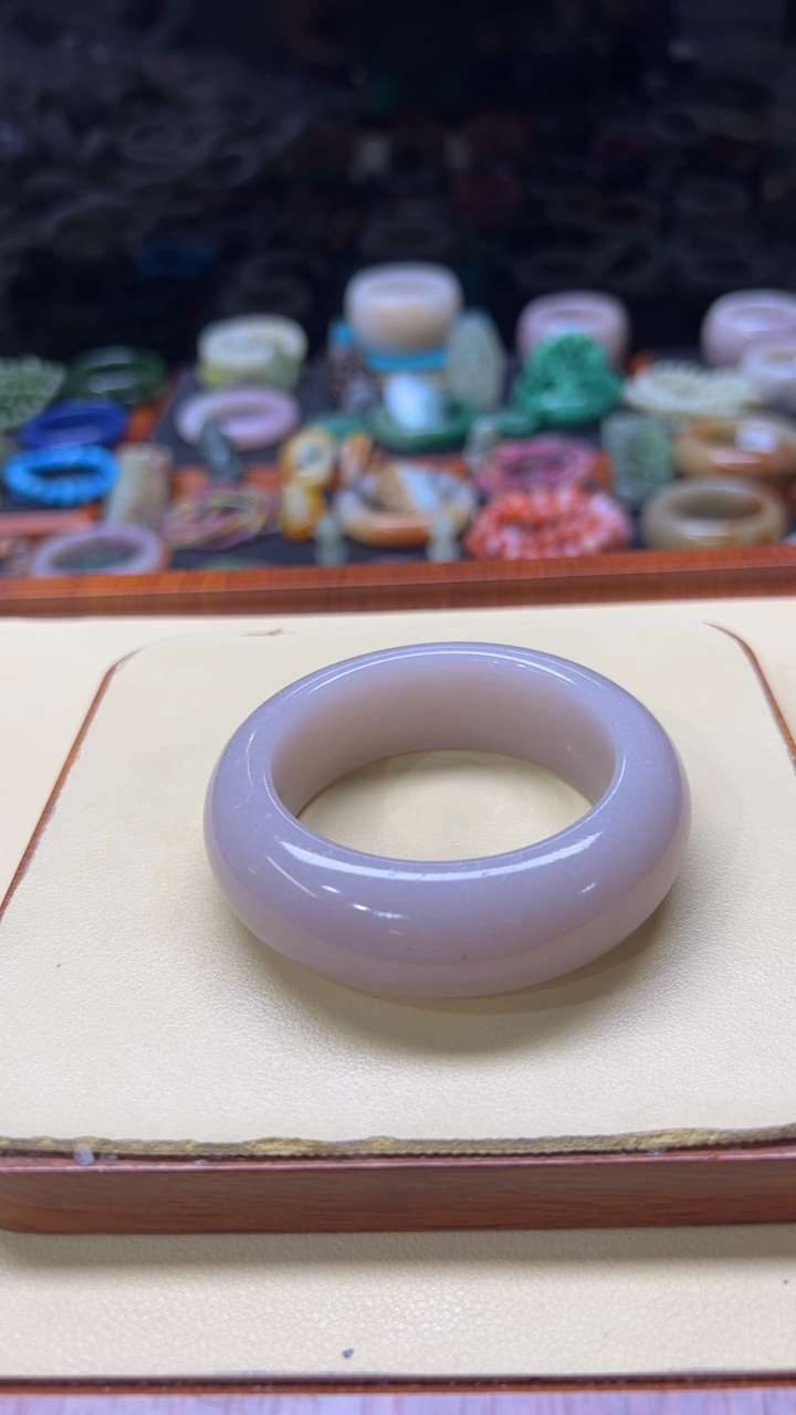 未镶嵌手镯石英质玉六*040