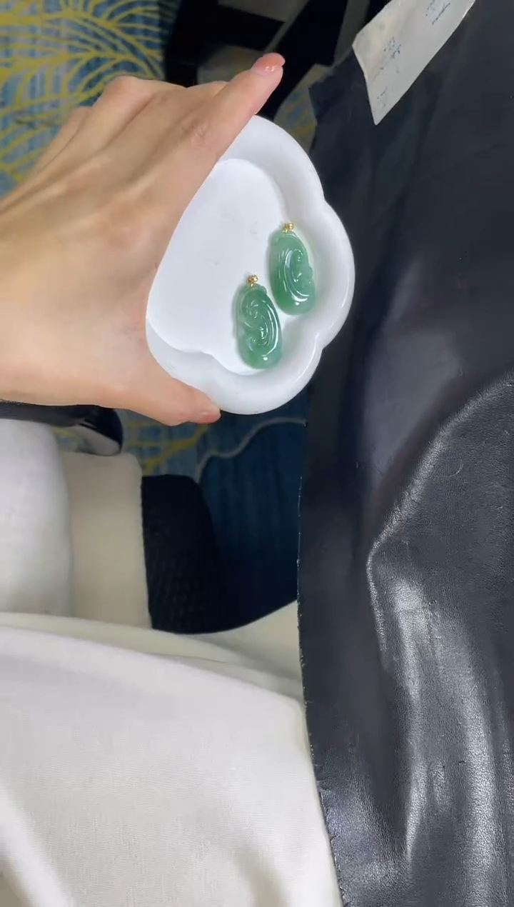 【闪购商品】翡翠挂件18K金镶嵌如意多样性发一件