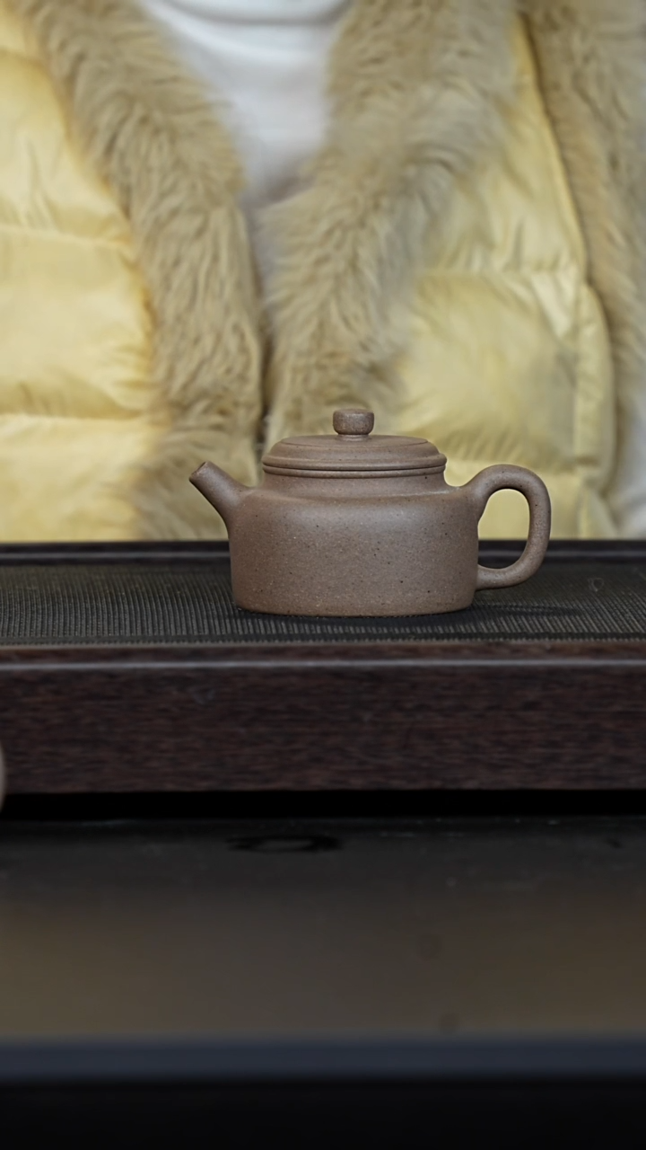 【闪购商品】紫砂茶壶鲨皮青德钟